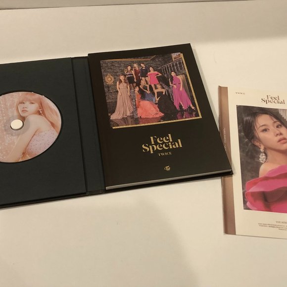 Twice Feel Special Album with CD - Picture 3 of 14